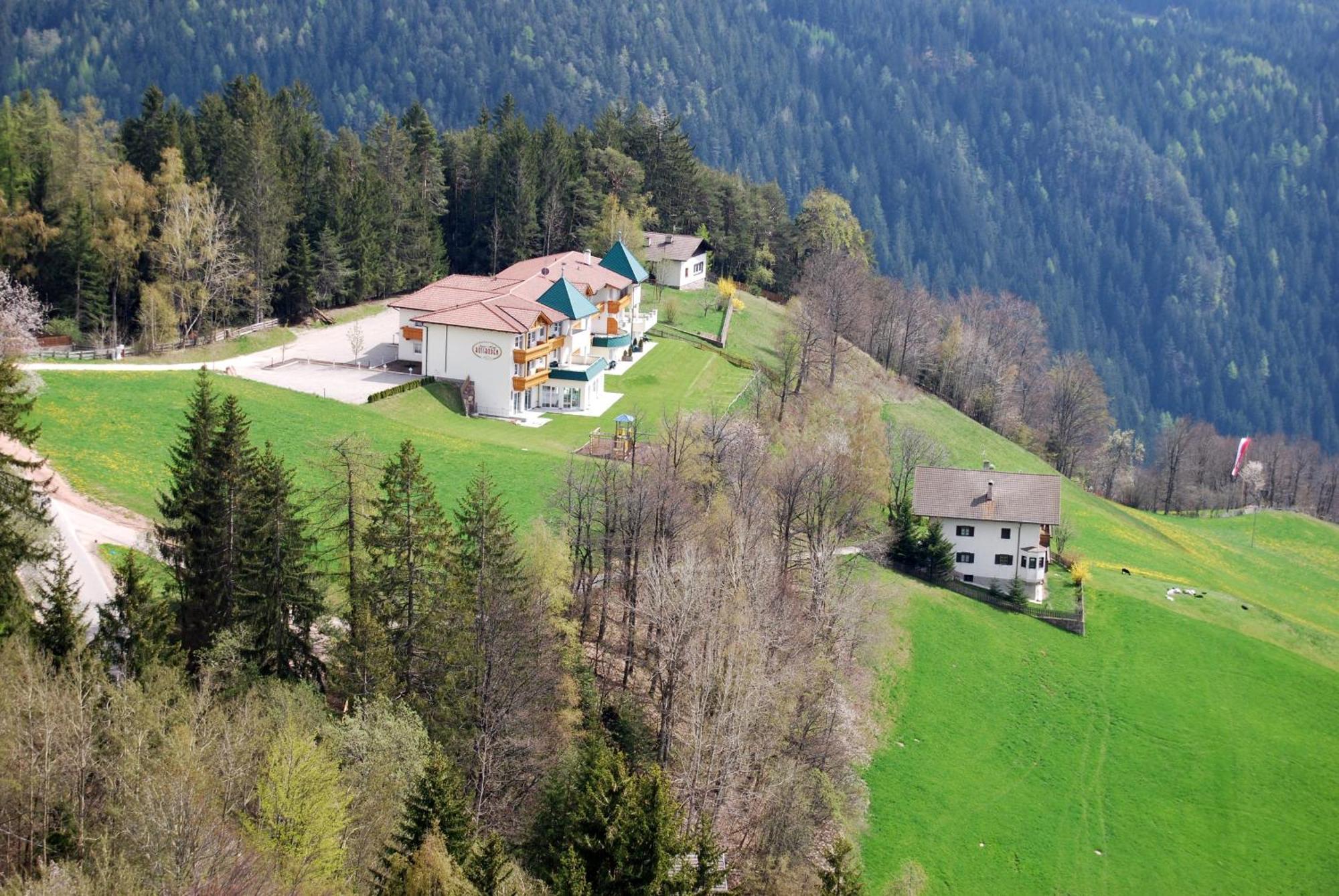 Residence Rossboden Mit Hallenbad Verano ภายนอก รูปภาพ