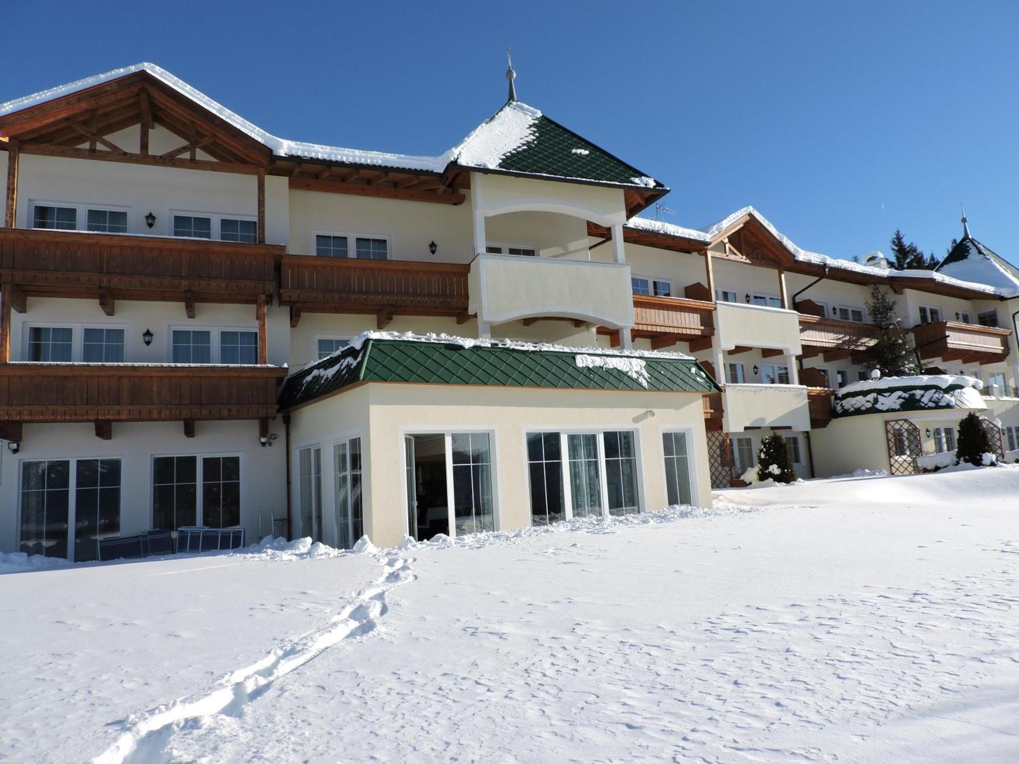 Residence Rossboden Mit Hallenbad Verano ภายนอก รูปภาพ